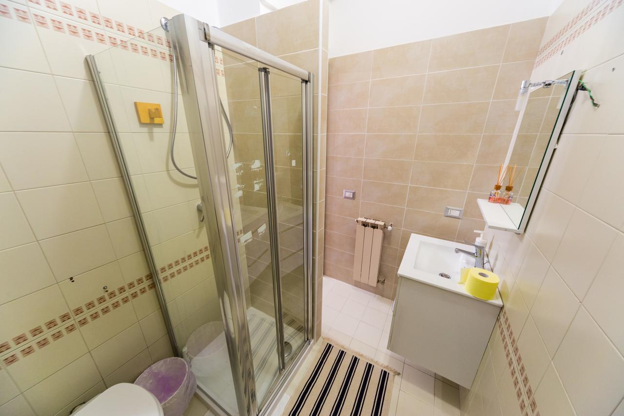 32 Hotel Чампино Екстериор снимка