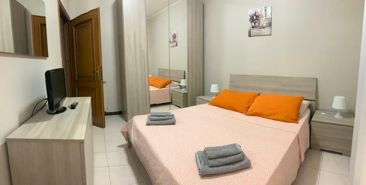 32 Hotel Чампино Екстериор снимка